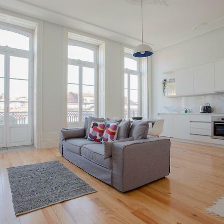 Downtown Spacious Studio Porto Exterior photo