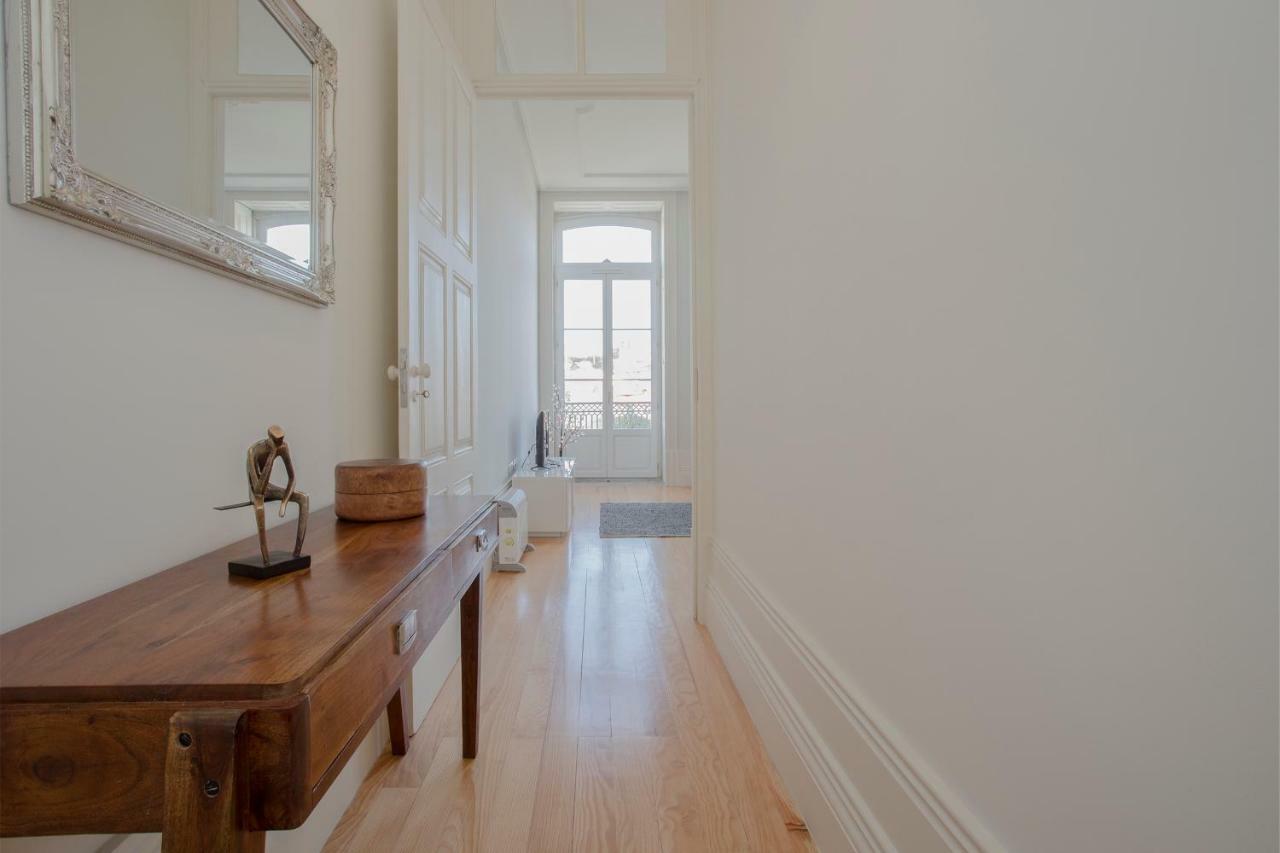 Downtown Spacious Studio Porto Exterior photo