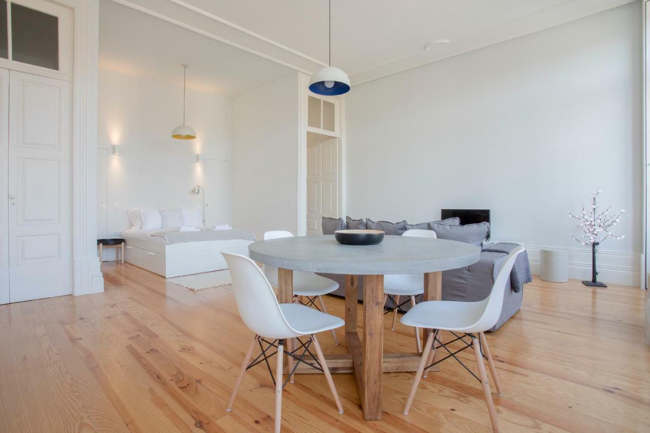 Downtown Spacious Studio Porto Exterior photo